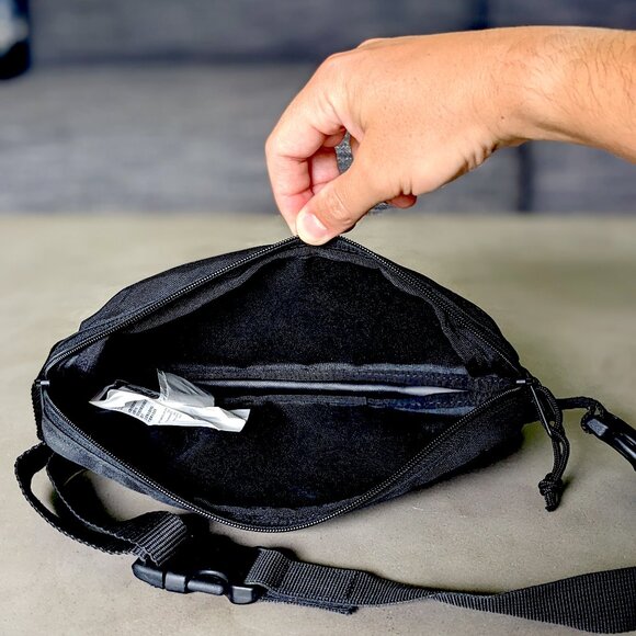 Jansport Fanny Pack / Waistpack Black Mens - Picture 5 of 10